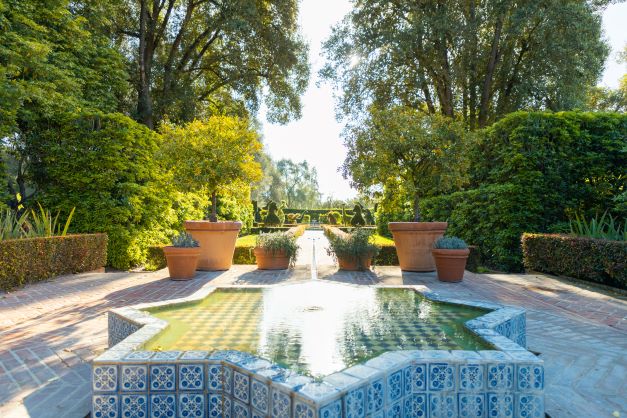 Stay & Dine in Montecito, CA - journeyPod - Luxury Vacation Travel Guide